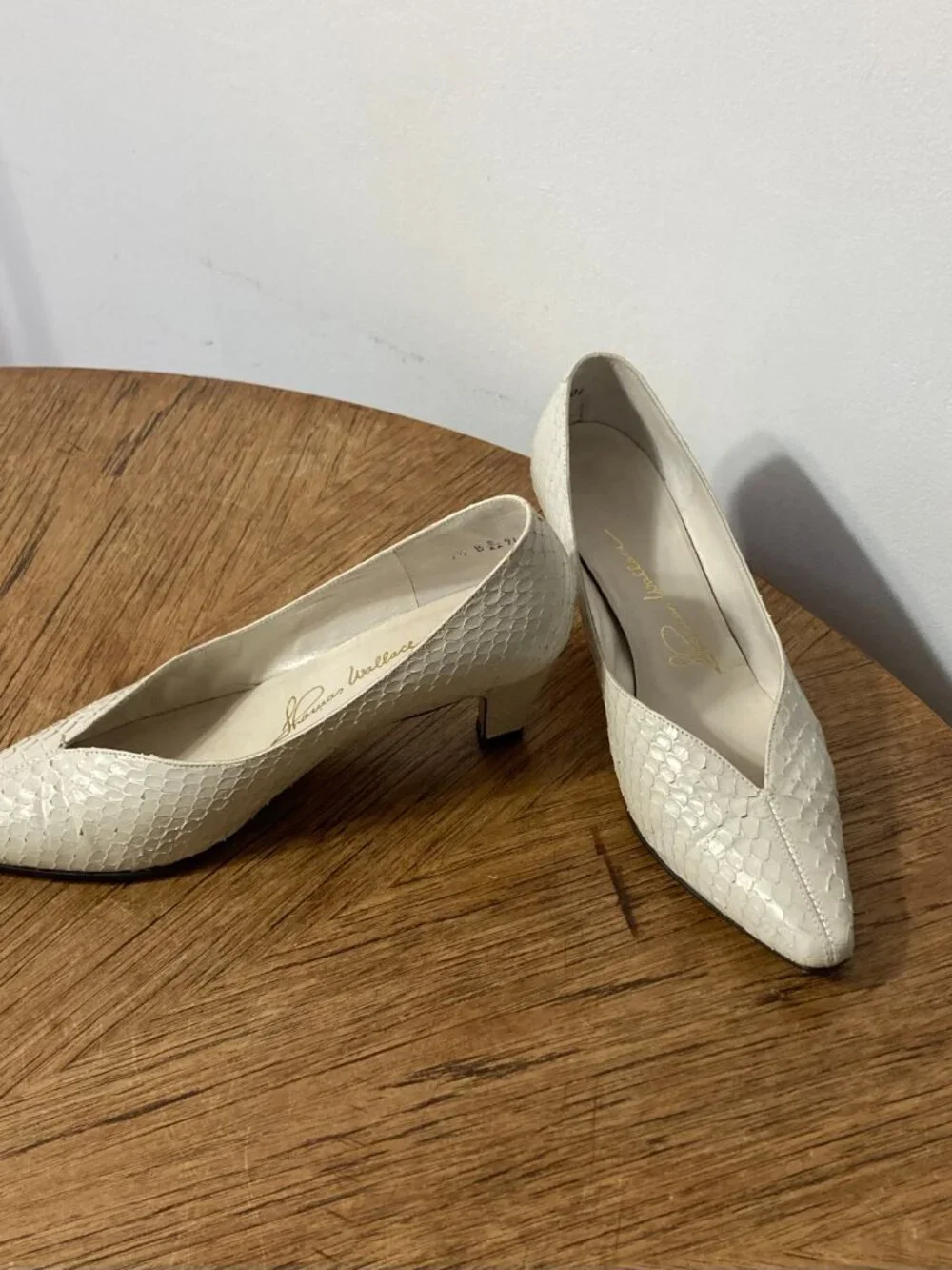 Vintage Thomas Wallace Cream Snakeskin Shoes - Picture 2 of 9